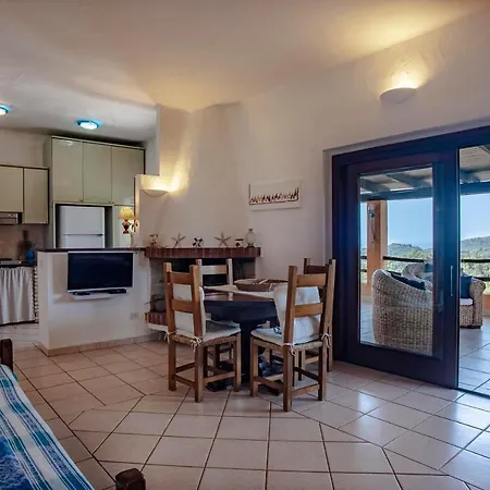 Ospiti Di Lucia Villa Pula